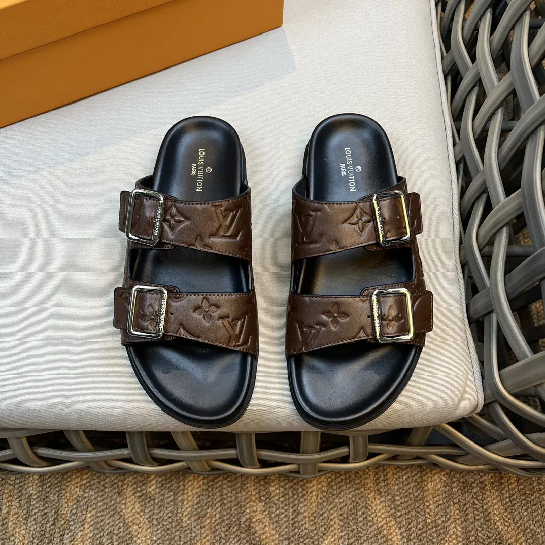 Louis Vuitton papucs